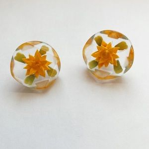 Vintage Clear Lucite Floral Round  Earrings